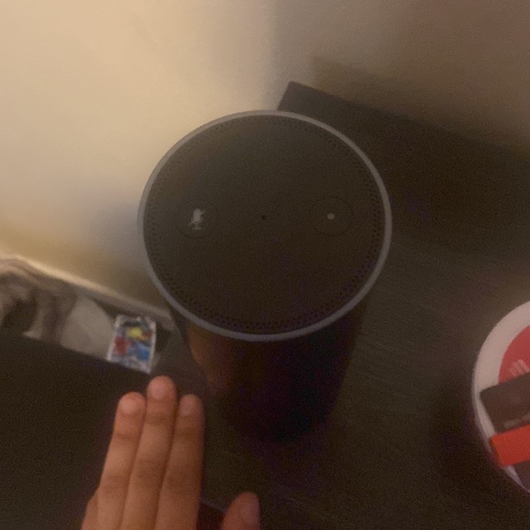 Amazon Echo - Picture 2 of 3